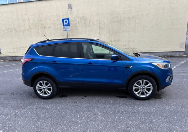 Ford Escape cena 38000 przebieg: 196500, rok produkcji 2018 z Rzeszów małe 121